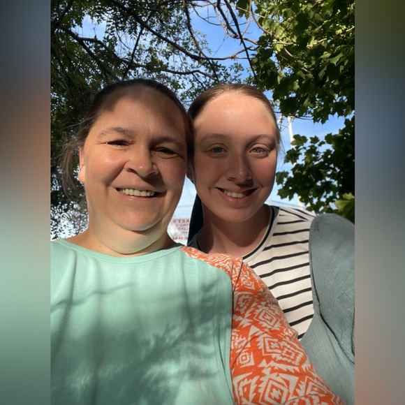 Meet your Posher, Tiffany - Picture 12 of 13